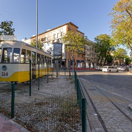 Charming 2 Bedroom Apartment At Triana Center By Oui Sevilla Eksteriør billede