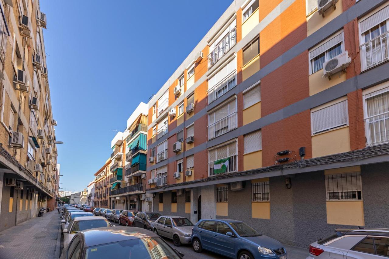 Charming 2 Bedroom Apartment At Triana Center By Oui Sevilla Eksteriør billede