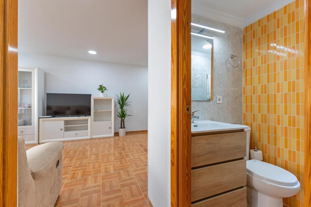 Charming 2 Bedroom Apartment At Triana Center By Oui Sevilla Eksteriør billede