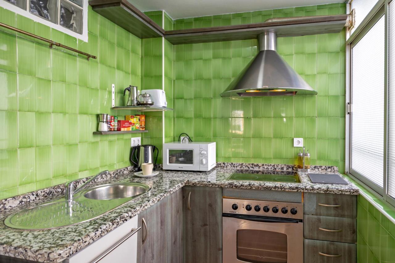 Charming 2 Bedroom Apartment At Triana Center By Oui Sevilla Eksteriør billede